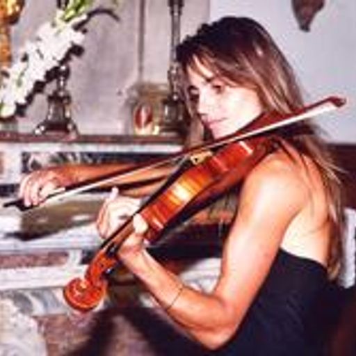 Violoniste Cécilia ROLLIN / ANGOULEME - Acteur Fête France