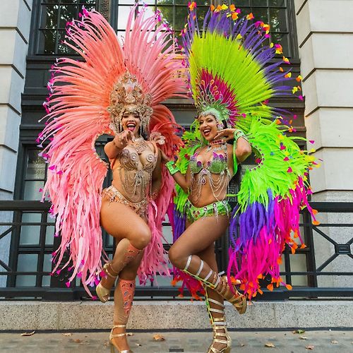 Pom-pom girls  Compagnie de danse Delicia Show