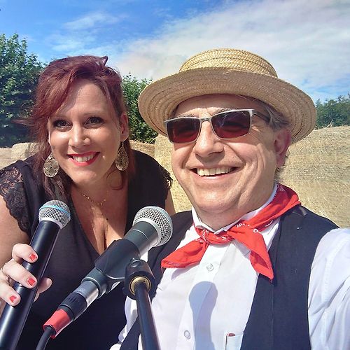 Bertrand Bugel accordéoniste pianiste chanteur et animateur