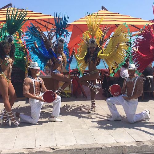 BRESIL DANSEUSES DE SAMBA